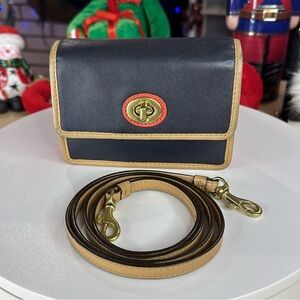 SMALL COACH CROSSBODY